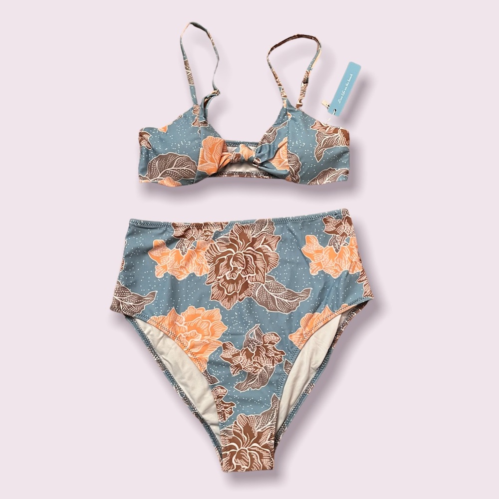 Cupshe blue bikini floral set